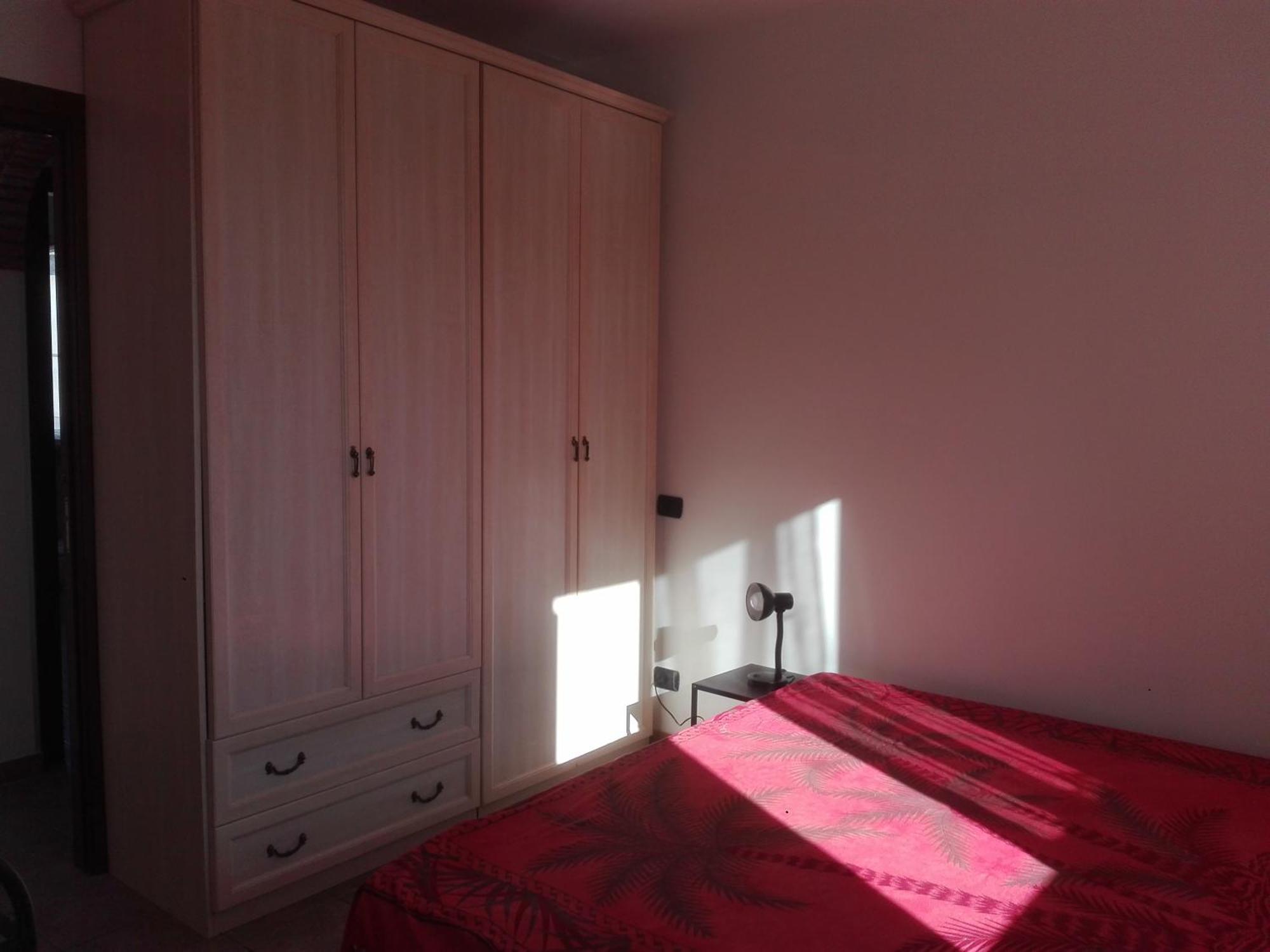 شقة A Santy'S House 1Piano-No Lift-Shuttle A Pagamento-Raggiungibile A Piedi Aeroporto-Fermata Bus Fiera Di Roma A 3 Minuti-Air Condiz Ed Extra Bed For A Fee A Pagamento فيوميتشينو المظهر الخارجي الصورة